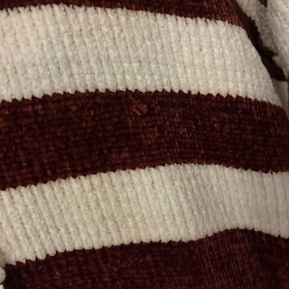 Style Me Sweater - Picture 5 of 5